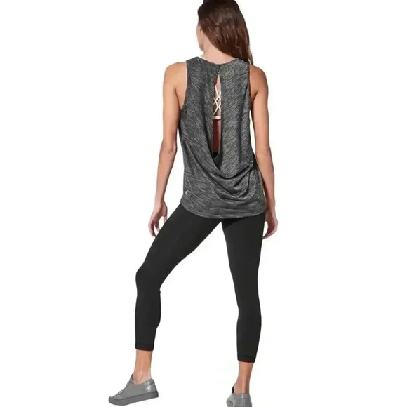 Lululemon Women’s Heather Gray Open Back Low Key Tank Top Size M/L - Picture 2 of 8
